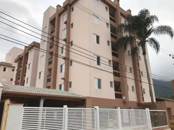 , Churrasqueira Piscina Estacionamento Coberto Ubatuba